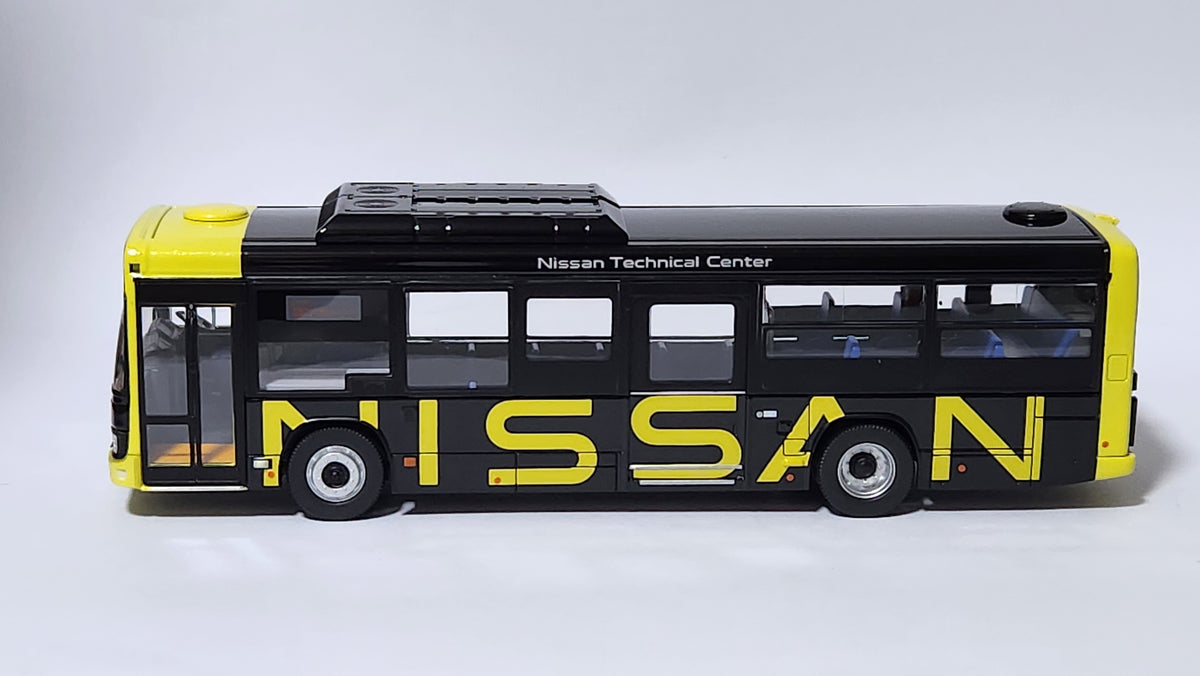 1 64 Tomica Limited Vintage NEO LV N245e Isuzu Erga Nissan Shuttle