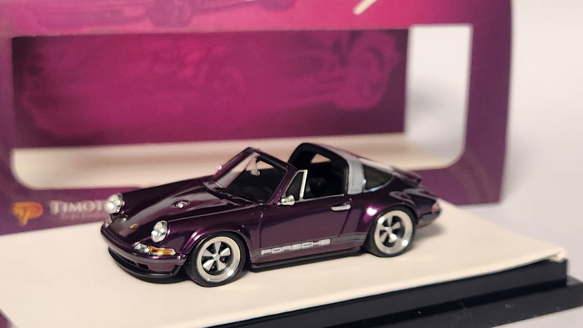 1:64 Timothy and Pierre TP Porsche 911 964 Targa Singer Purple