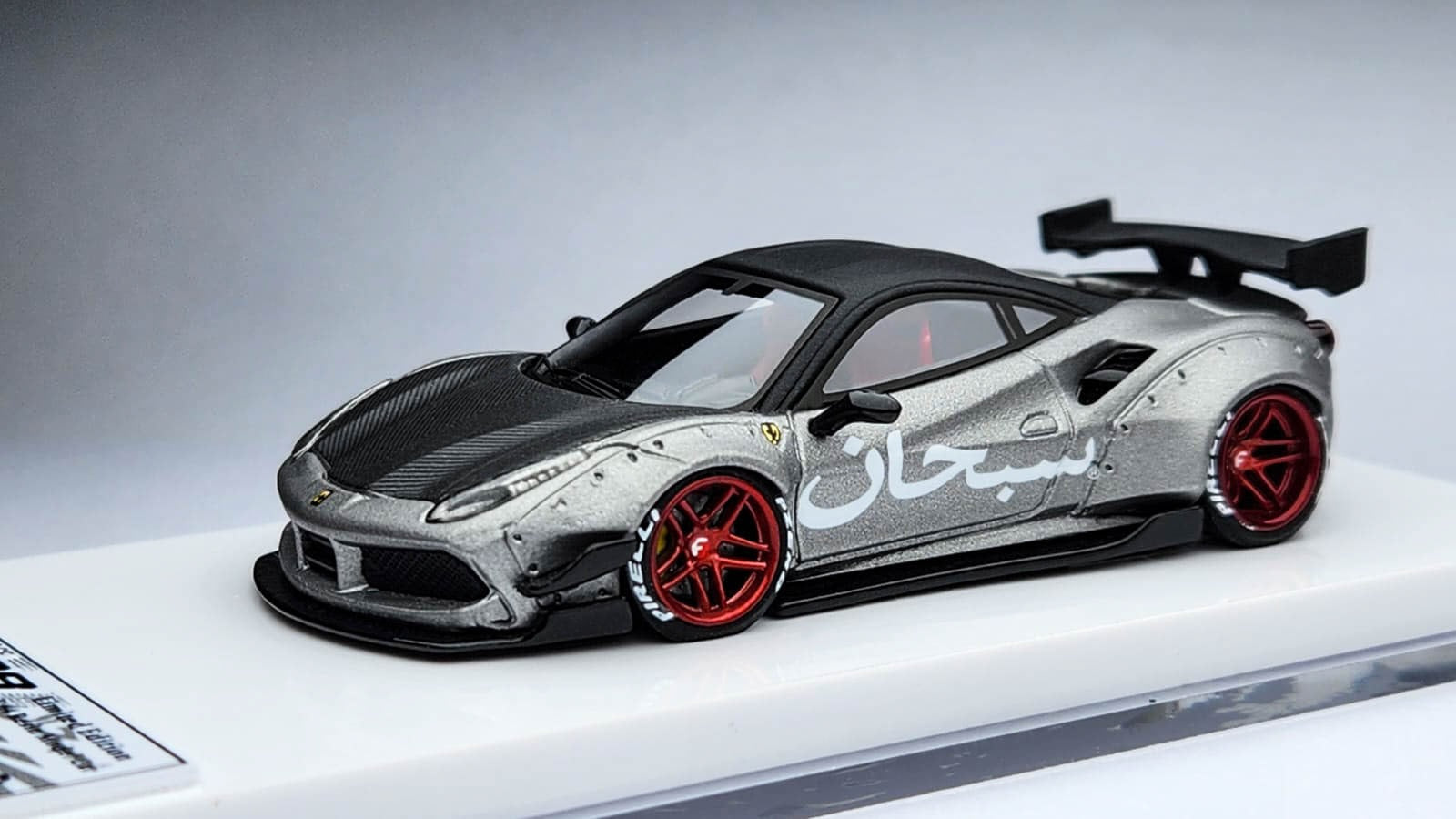 1:64 Veloce Ferrari 488 GTB Supreme (Arab) Matt Silver LB