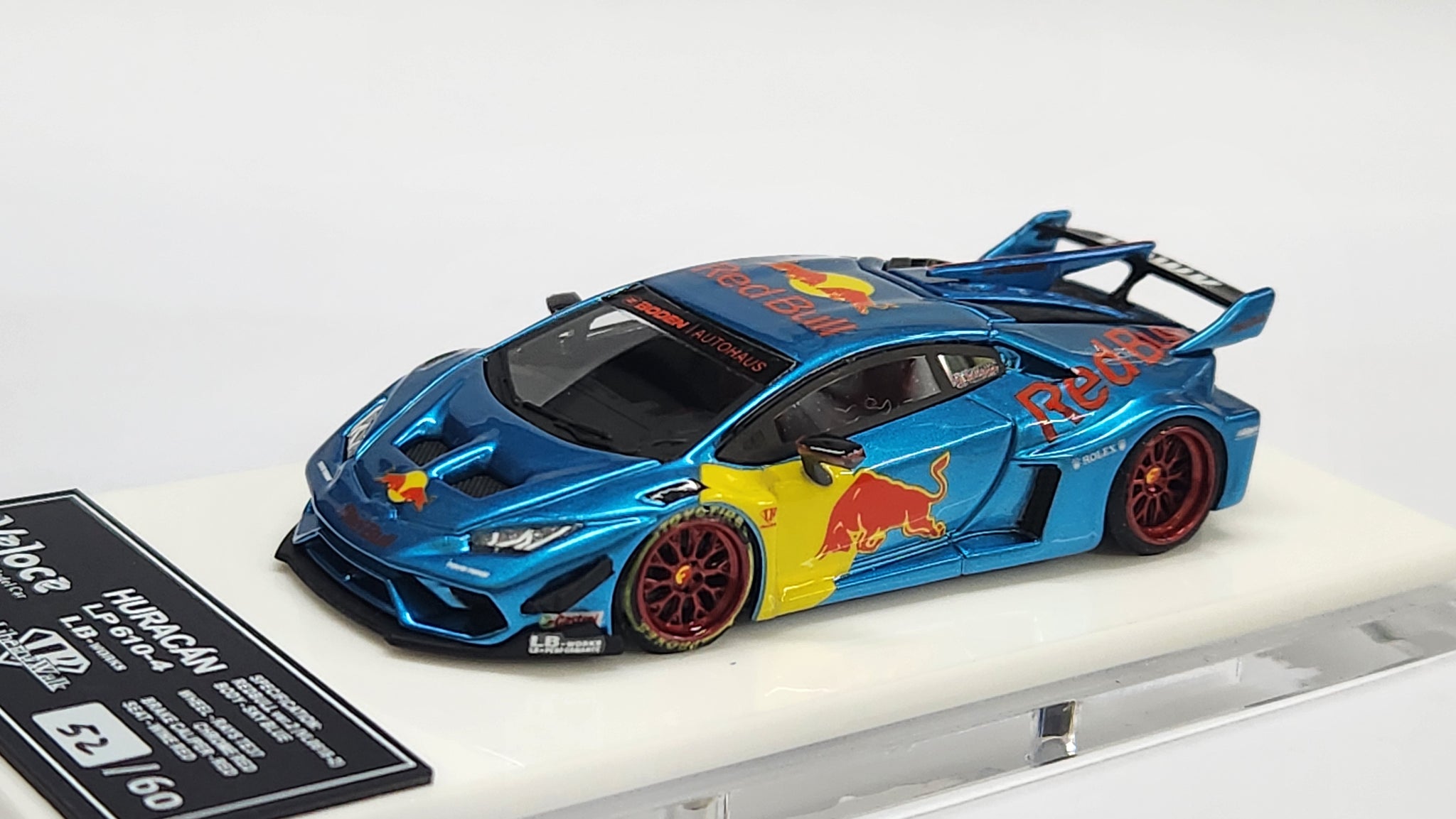 1:64 Veloce Lamborghini Huracan LP610-4 Red Bull Chrome Blue