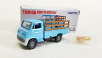 Tomica Limited Vintage LV-72b Toyota Toyopet Toyoace Carry Cattle Pig Truck. - hiltawaytoyhk