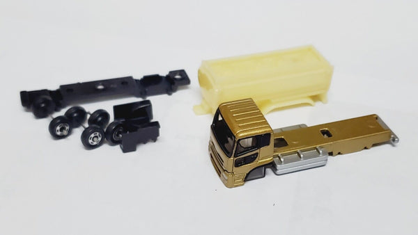 Unspun Tomica 31 Nissan Diesel QUON