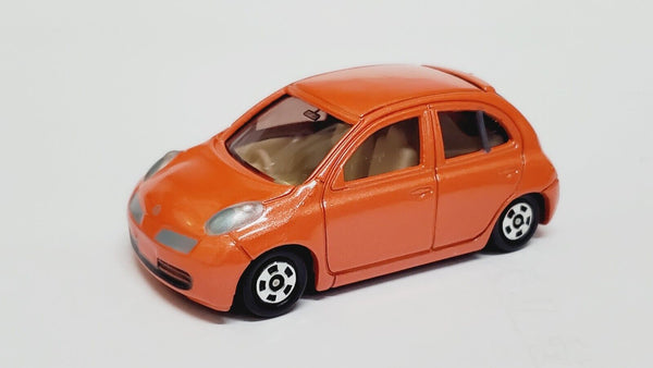 Unspun Tomica 35 Nissan March